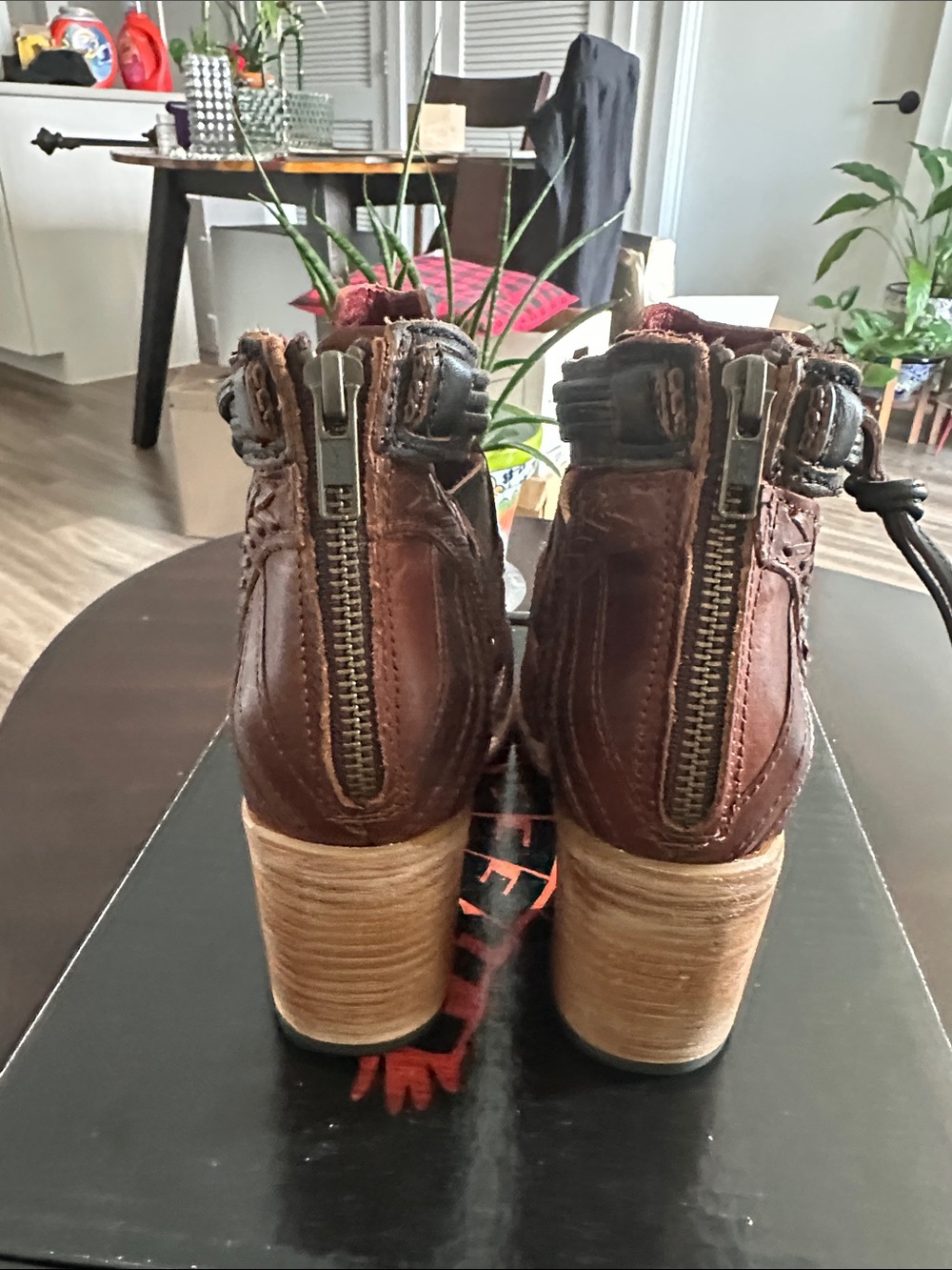 Freebird by Steven Wazee Cognac Leather Sandal Size 8 EUC - Picture 3 of 8